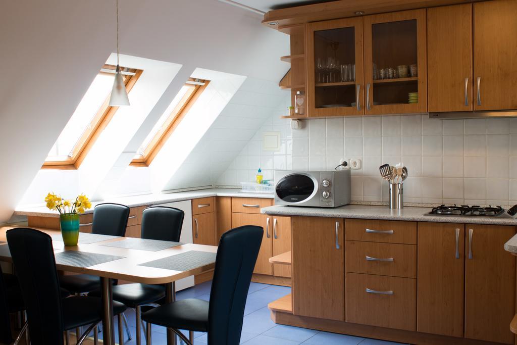 Titan Apartman Gyula Extérieur photo